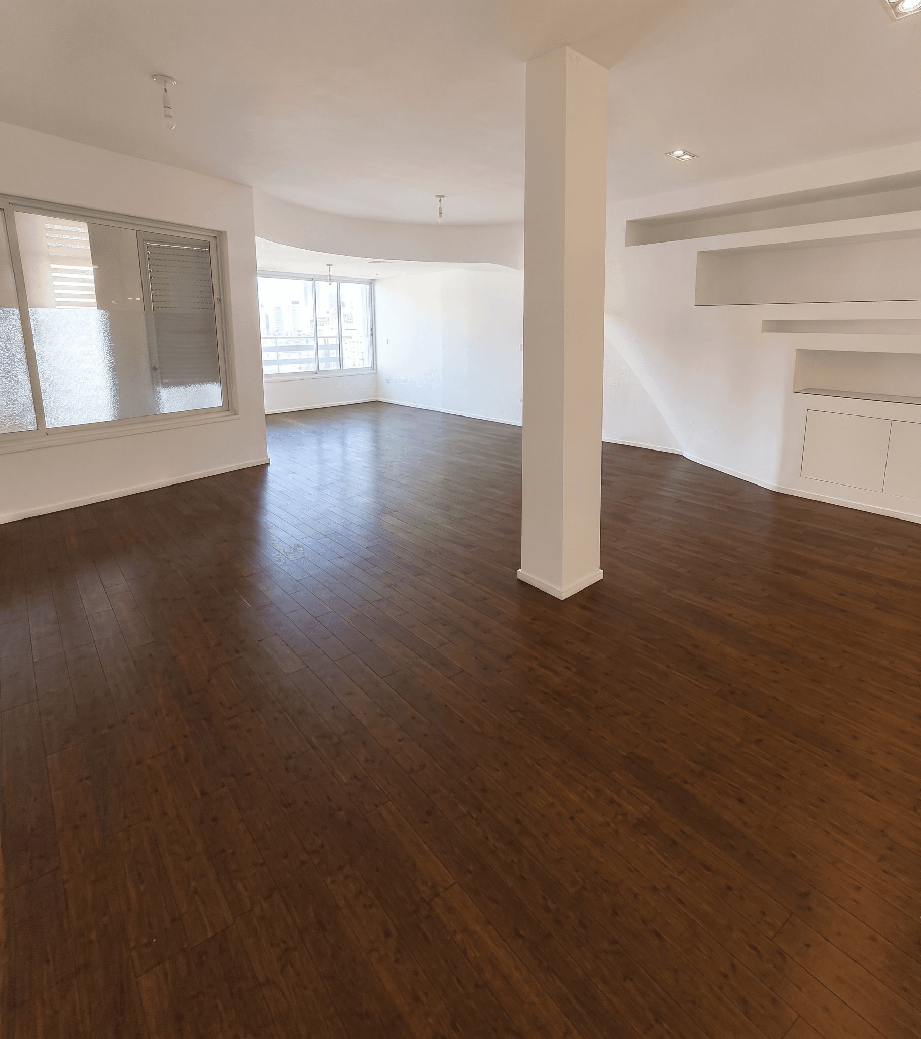 Rue Smilanski – 4 pièces d'exception, séjour de 75 m² à deux pas de la mer