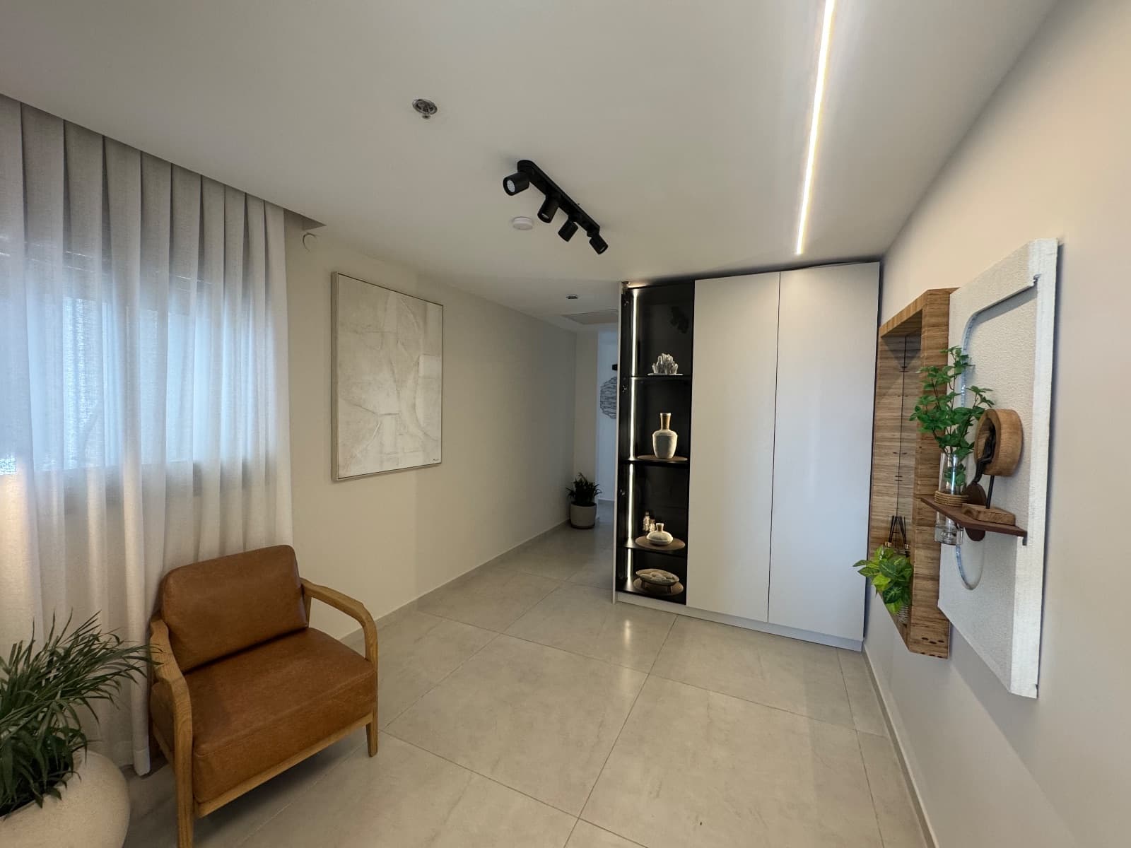 A VENDRE PENTHOUSE DE HAUT STANDING AVEC PISCINE NETANYA NORD